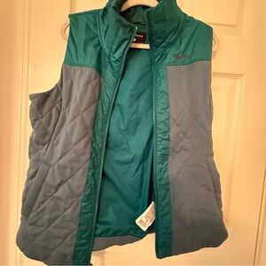 Marmot Teal Quilted Vest vintage hiking camping granola girl layering